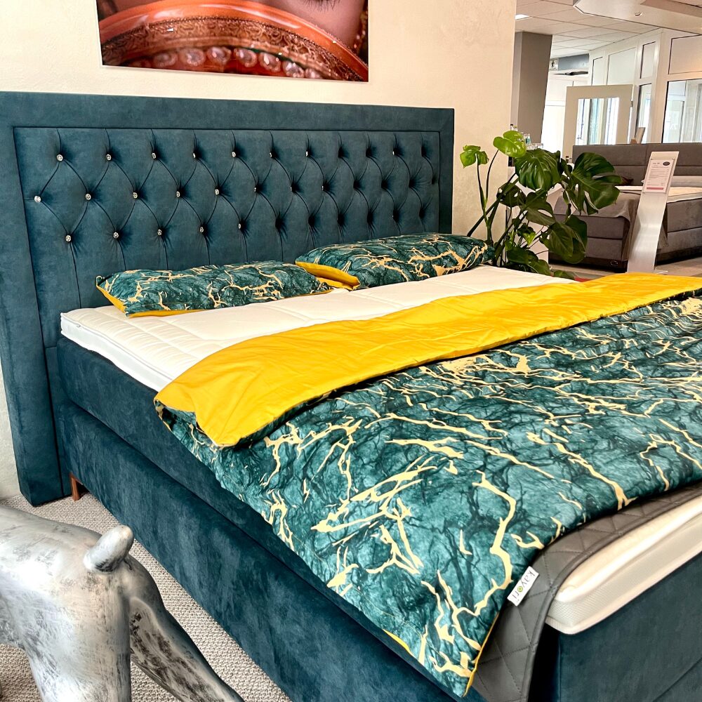 Grünes Boxspringbett